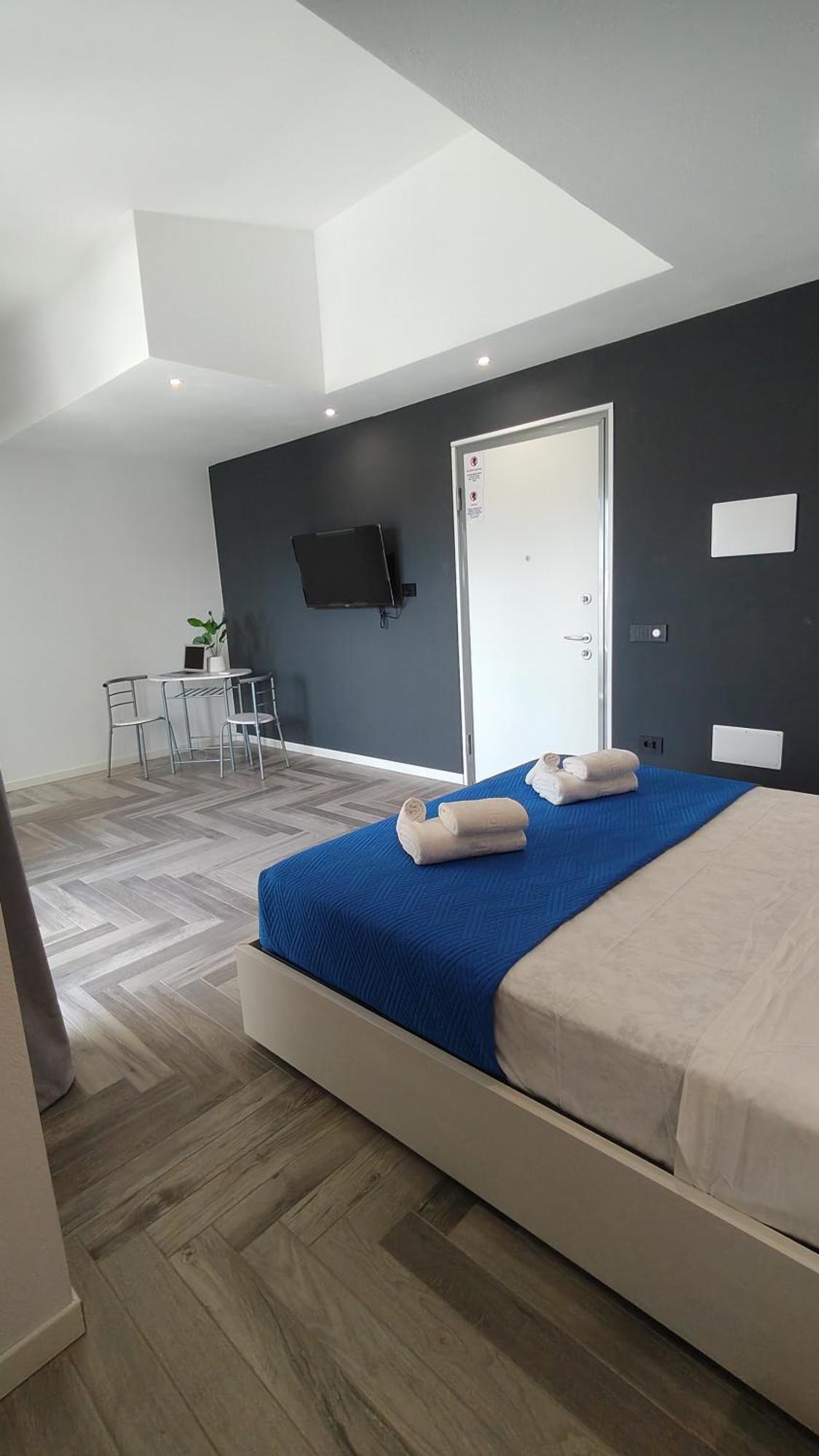 Stanza Idromassaggio Hotell Quartu SantʼElena Exteriör bild