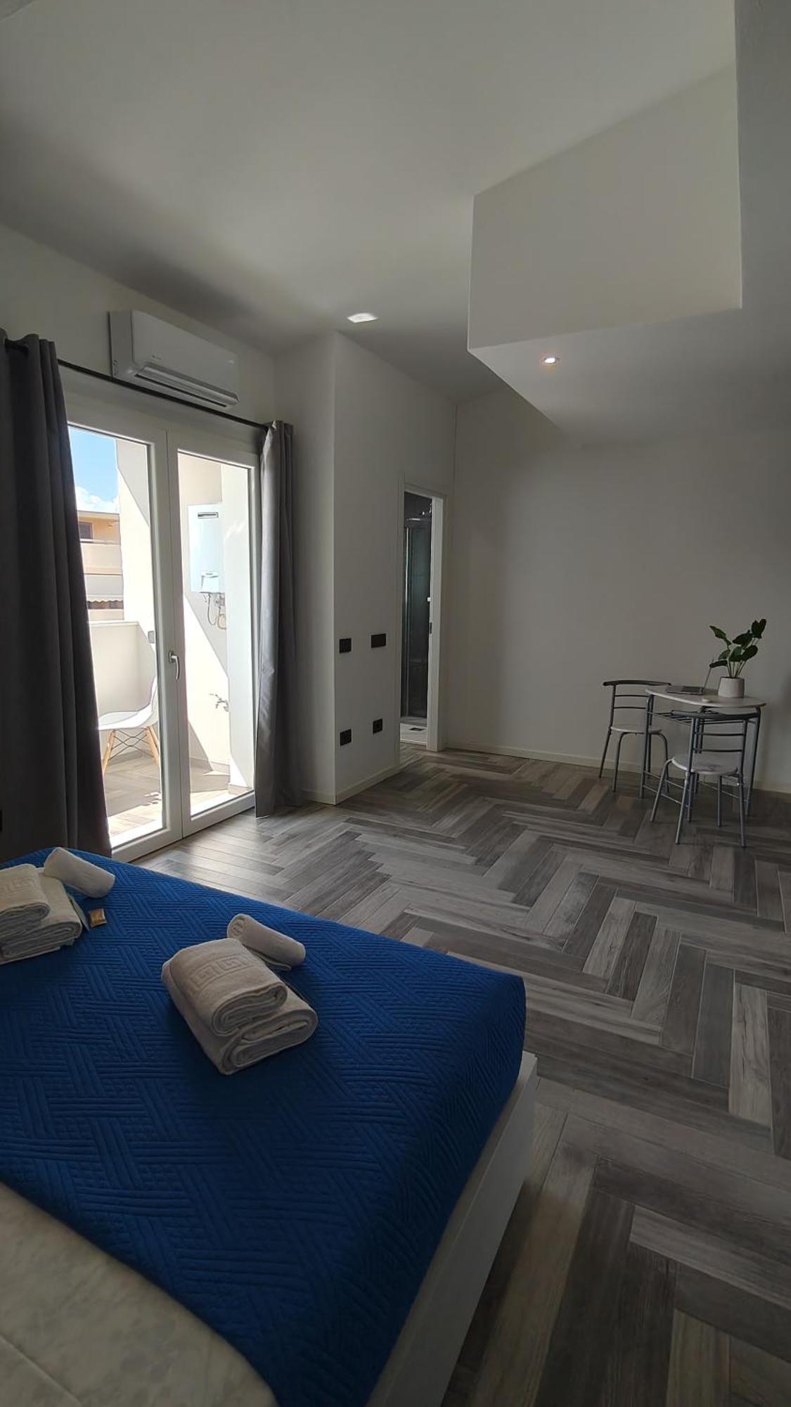 Stanza Idromassaggio Hotell Quartu SantʼElena Exteriör bild